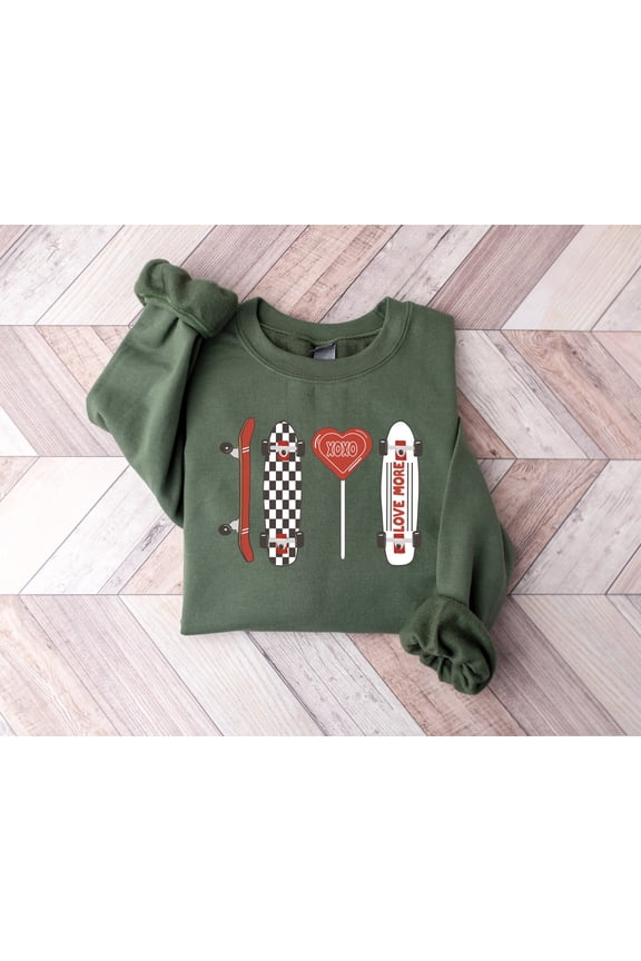 Valentine Skateboard Sweater, Womens Valentines Day Sweatshirt, Cute Valentines Day Tee, XOXO Valentines Day Shirt, For Her All Size S-5Xl