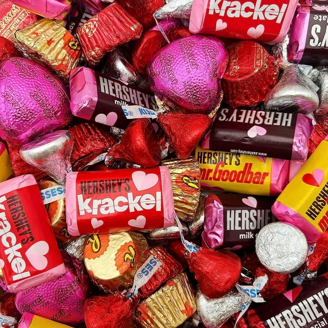 Valentine's Day Chocolate Candy HERSHEY'S KISSES Milk Chocolate
