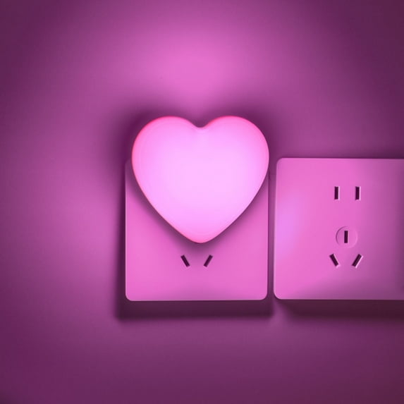 Valentine's Day Decorations,Heart Shape Nightlight Plug Into Wall Heart Night Light, LED Night Light, Cute Nightlight with Auto Dusk to Dawn Sensor, Bedroom Living Room Decor Valentine Gift(Pink)