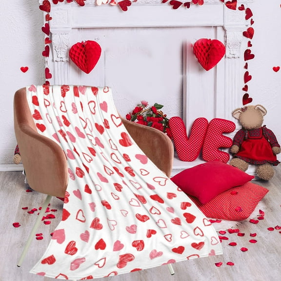 Valentine's Day Love Heart Throw Blanket, 27.5" x 39.4" Lightweight Ultra Soft Flannel Blanket for Her Girlfriend, Pink Red Warm Cosy Fuzzy Throw Blanket for Sofa and Bed Valentines Day Blanket