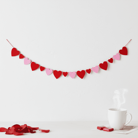 Valentine's Day Party Decorations Heart-Shaped Garland Set Sweet Love Banners for Bridal Shower Wedding Reception Window Doorway Decor Red