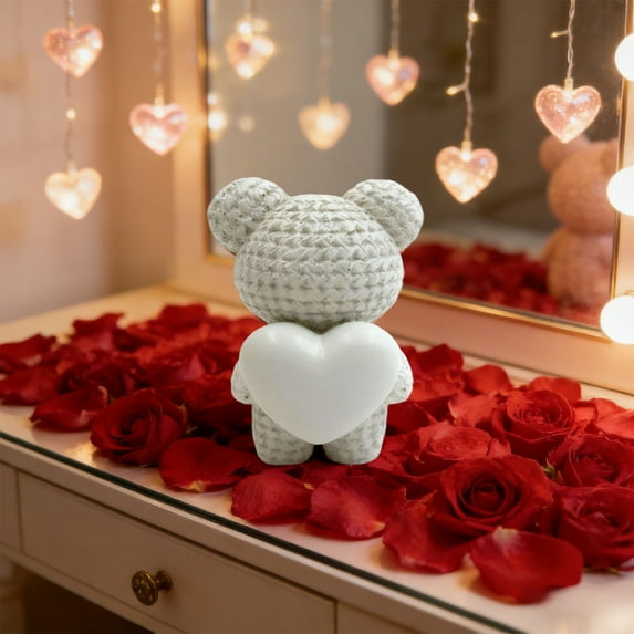 Valentine's Day Resin Heart Bear Teddy Figurine, Cute Romantic Decor for Couples Girls, Perfect for Bedroom Home Desk, Sweet Gift for Anniversary and Valentine's Day, White, 1pc