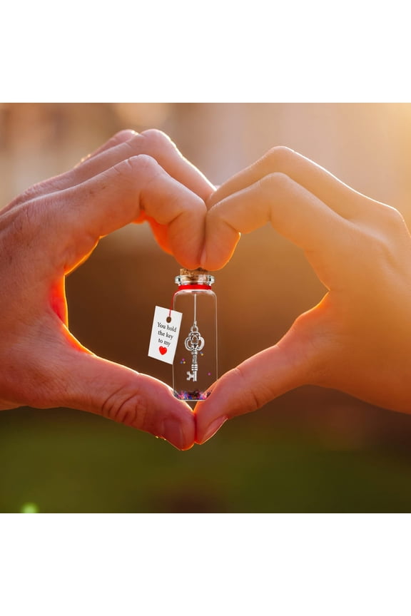 Valentine's Day Wishing Bottle Necklace, Glass Bottle Pendant with Message Scroll, Year-Round Gift for Love and Special Occasions