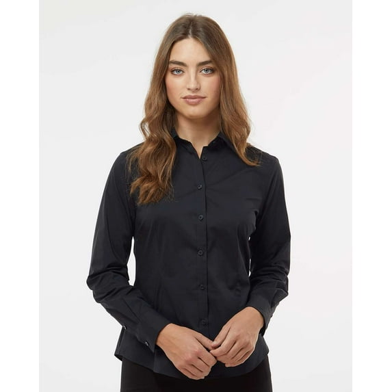 Van Heusen Women�'s Stainshield Essential Shirt