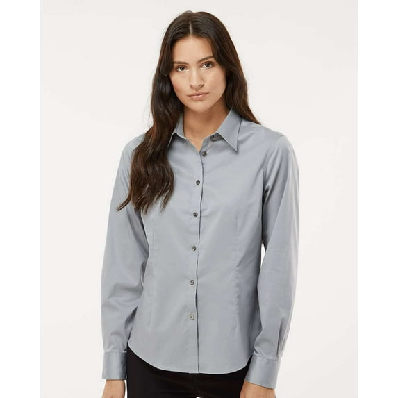 Van Heusen Women�'s Ultra Wrinkle Free Shirt