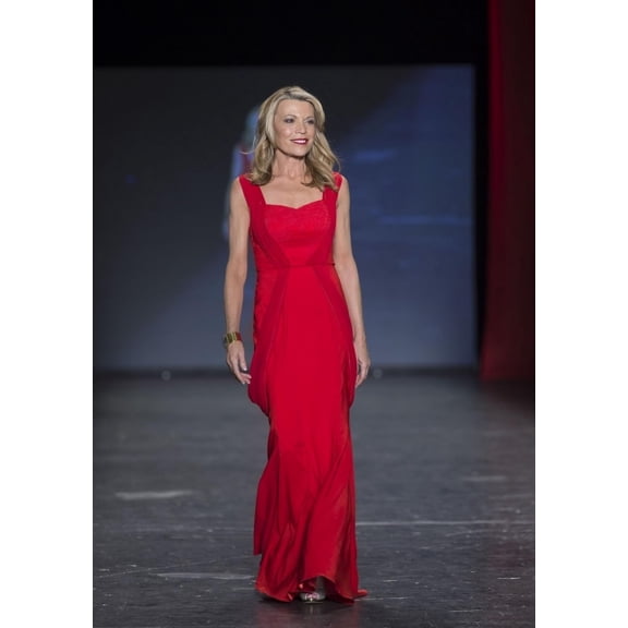 Vanna White On The Runway For Go Red For Women Red Dress Collection 2016, Skylight Moynihan Station, New York, Ny February 11, 2016. Photo By Lev RadinEverett Collection Celebrity