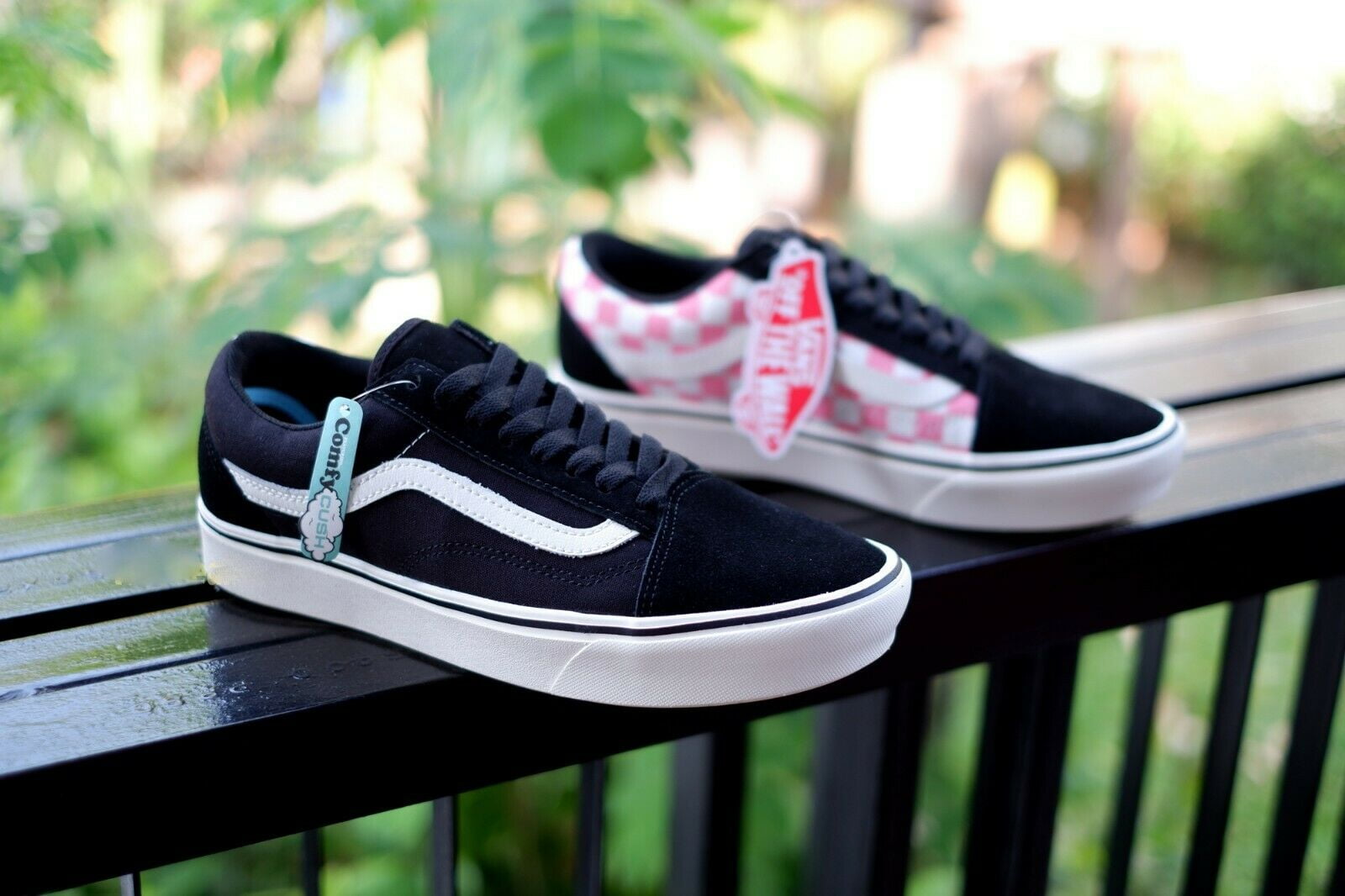 Strawberry pink clearance old skool vans