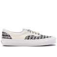 thumbnail image 1 of Vans Men's Era 95 DX Fear of God White Black Shoes, from StockX, 1 of 5