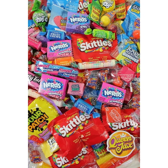Variety Candy Pack - 2 LB Assorted Party Mix - Individually Wrapped Bulk Halloween Candy - Pinata Mix - Deluxe Queen Jax Candy Assortment For Halloween