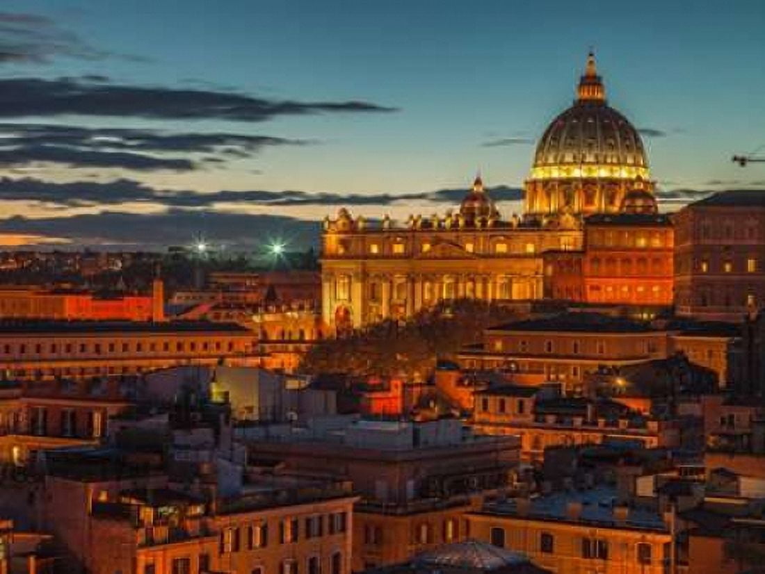 Vatican city with St Peters Basilica Rome Italy Canvas Art - Assaf Frank (18 x 24)