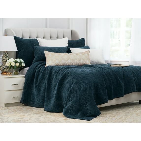 Vela Ink Queen Quilt