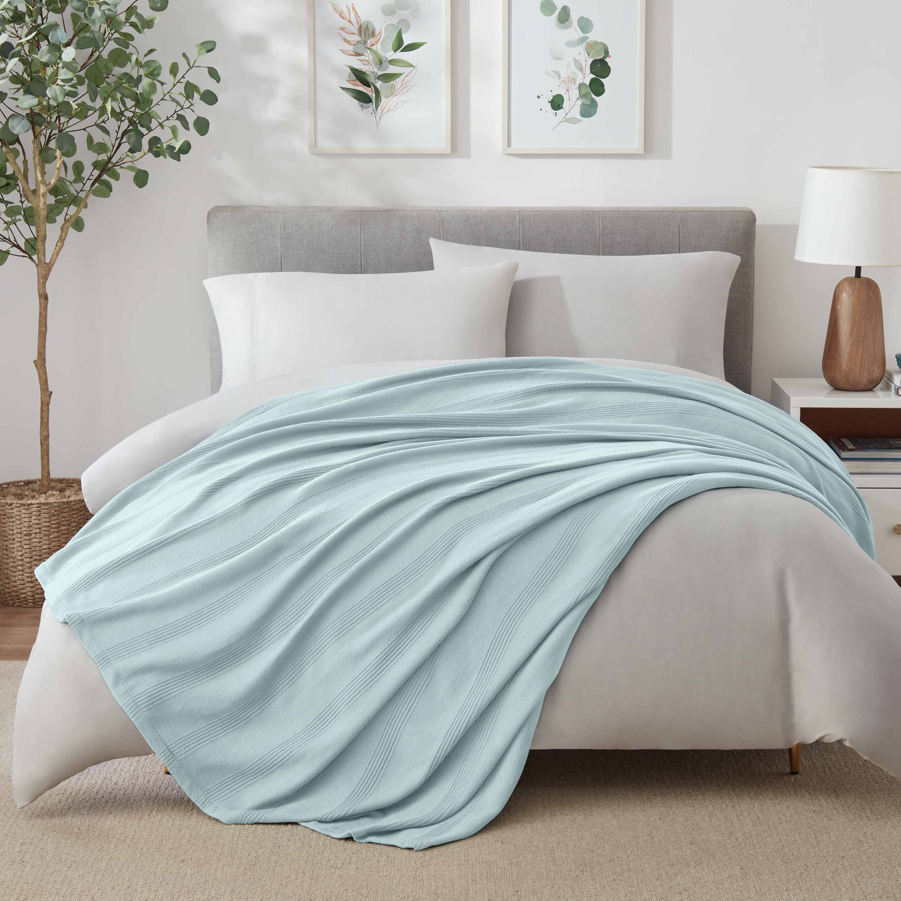 Lightweight Breathable 100% Cotton Knit Blanket – All-Season Bed Blanket – Full/Queen Size – Blue