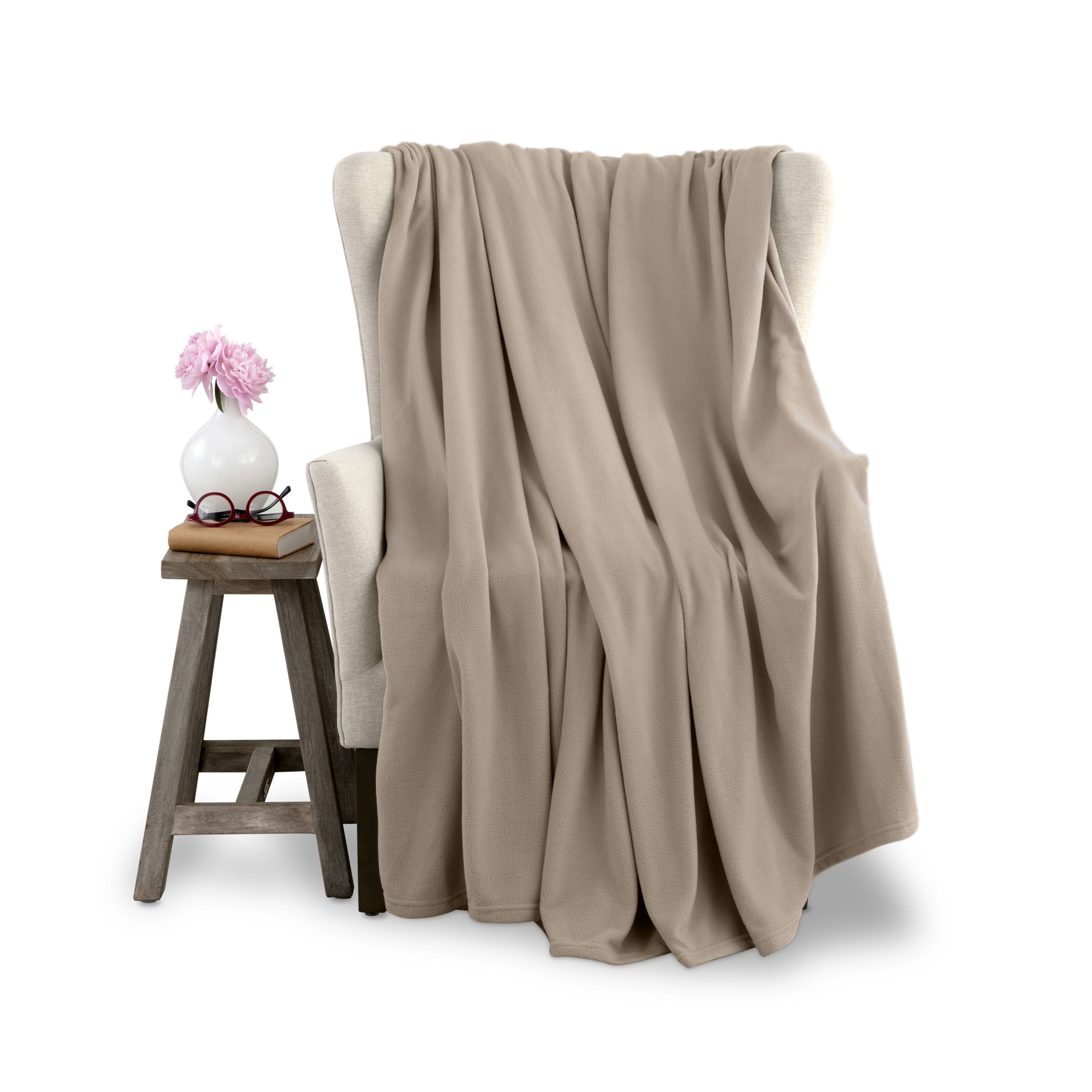 Soft All-Season Microfleece Bed Blanket – Lightweight Cozy Throw – Full/Queen Size – Nutmeg