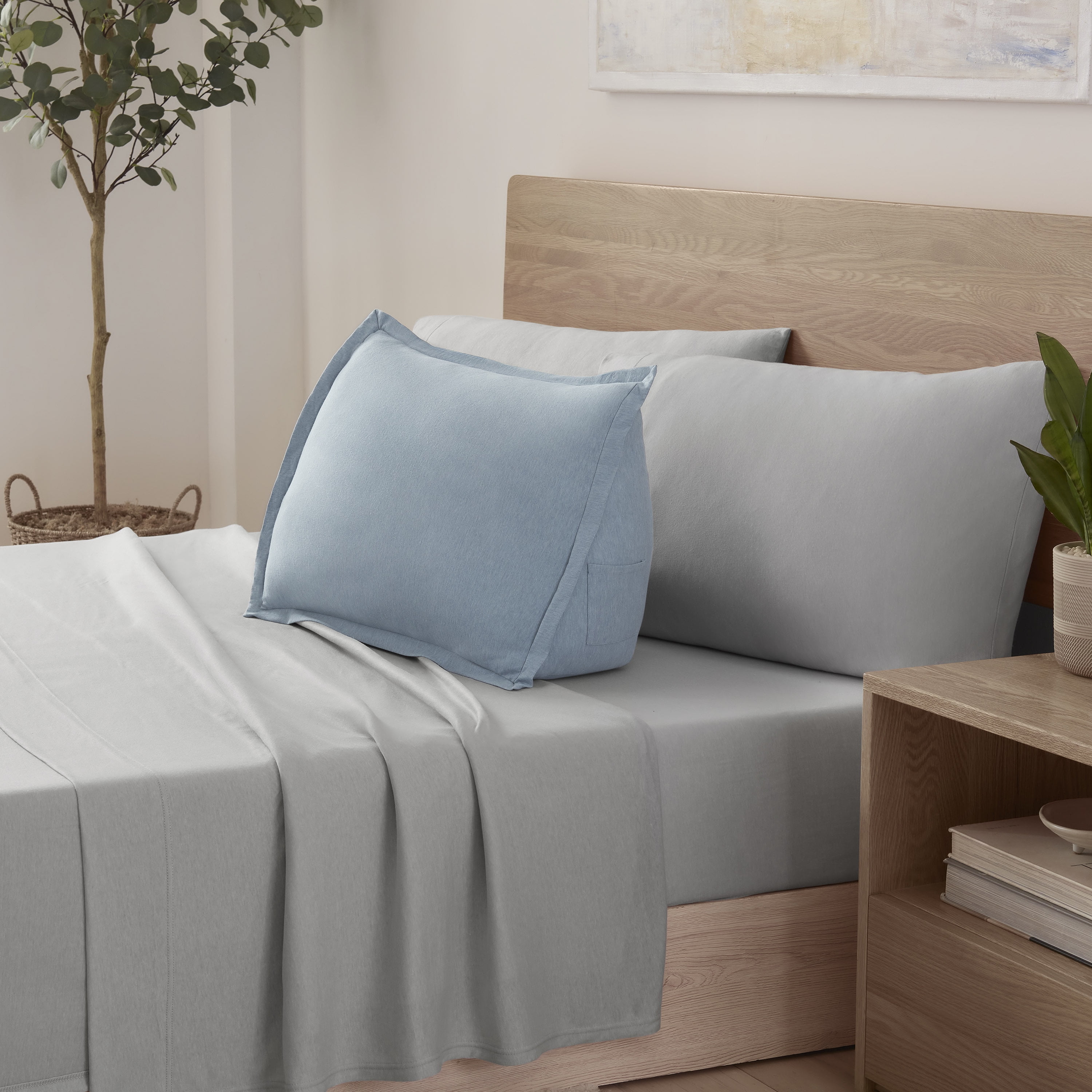 Vellux Heathered Jersey Knit Wedge Pillow, Blue, 20" x 15" x 8"