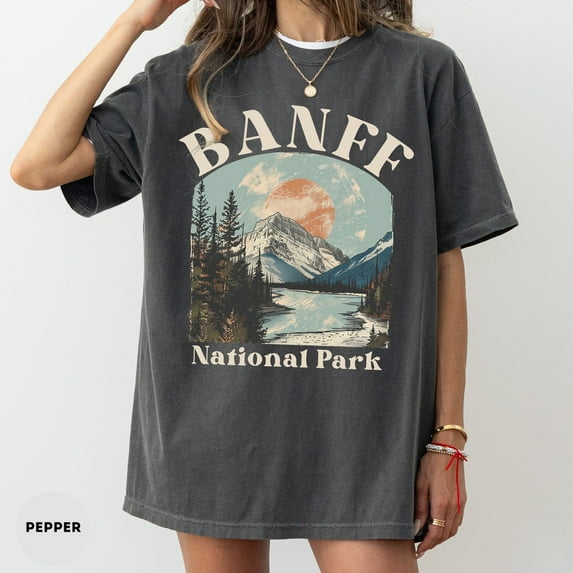 Velto Banff National Park Vintage Canada Graphic T-Shirt Vacation Travel Gift Fullsize S-5XL Shirt