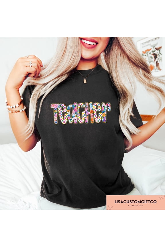 Checkered Teach T-shirt, Varsity Retro Graphic Apparel, Trendy Back to School Outfit, Appreciation Gift Clothing for Teachers Fullsize S-5XL Shirt