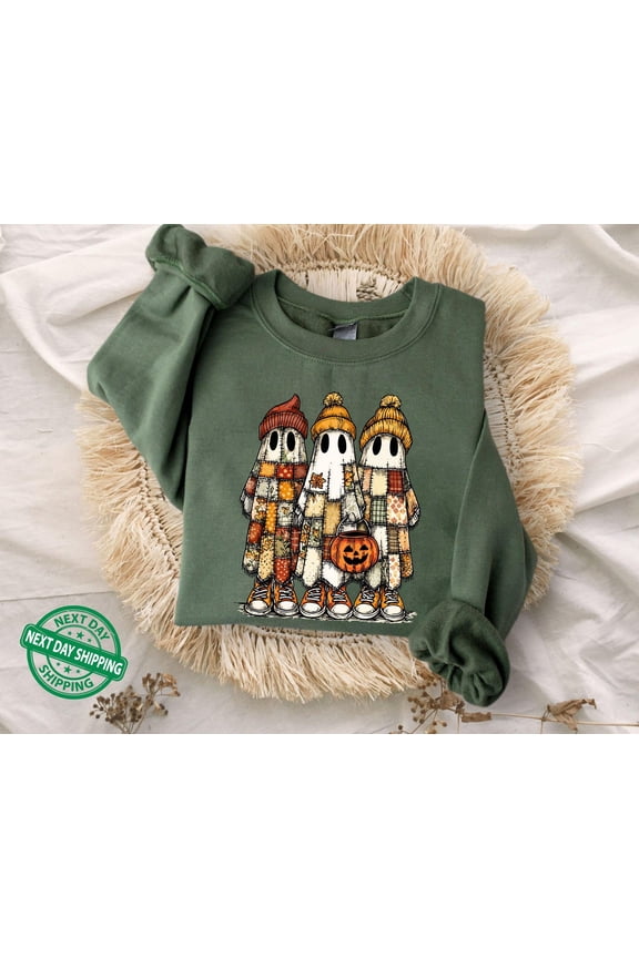 Faux Patchwork Ghosts Sweatshirt, Cozy Spooky Fall Sweatshirt, Retro Happy Holiday Ghost Sweater,Autumn Sweater,Fall Girly ,Autumn All Size S-3XL