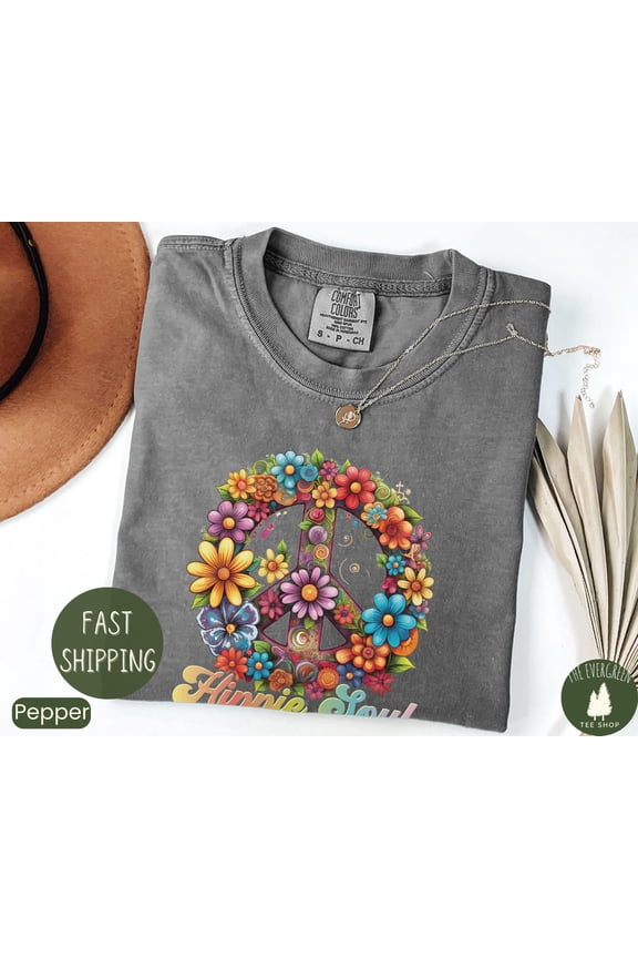 Hippie Soul Daisy Peace Boho Floral Vintage Gift T-Shirt Graphic Fullsize S-5XL Shirt