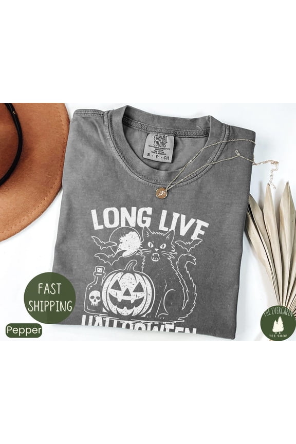 Retro Pumpkin Season T-shirt, Vintage Fall Inspired Graphic Apparel, Spooky Autumn Outfit, Seasonal Casual Clothing for Women Fullsize S-5XL Shirt