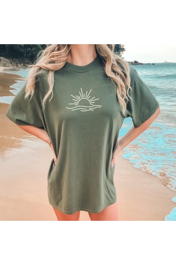 Sun & Waves T-Shirt: Retro Boho Summer Tee All Size S-5XL
