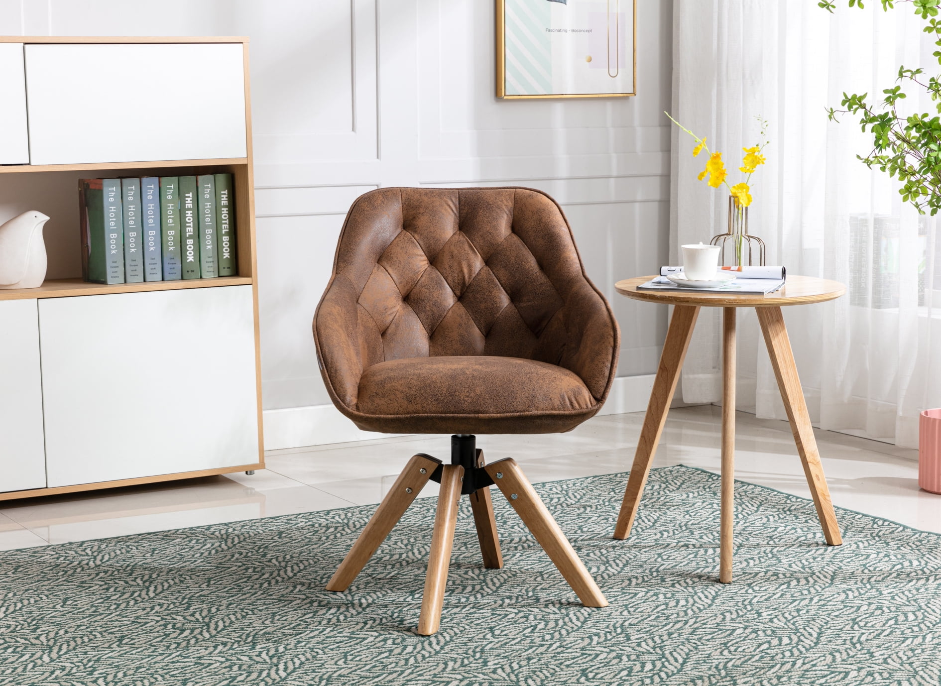 Velvet Accent Chair Tufted Upholstered Armchair with Solid Wood