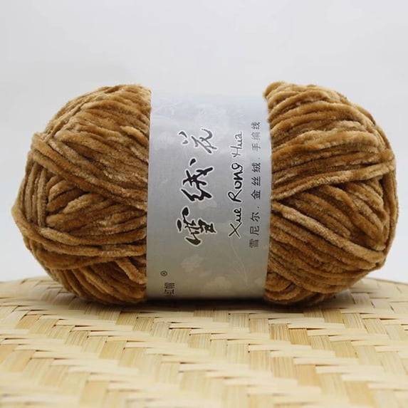 Velvet Chenille Medium Thick Wool Yarn, Soft Crochet Thread for Knitting Sweaters, Scarves and DIY Projects