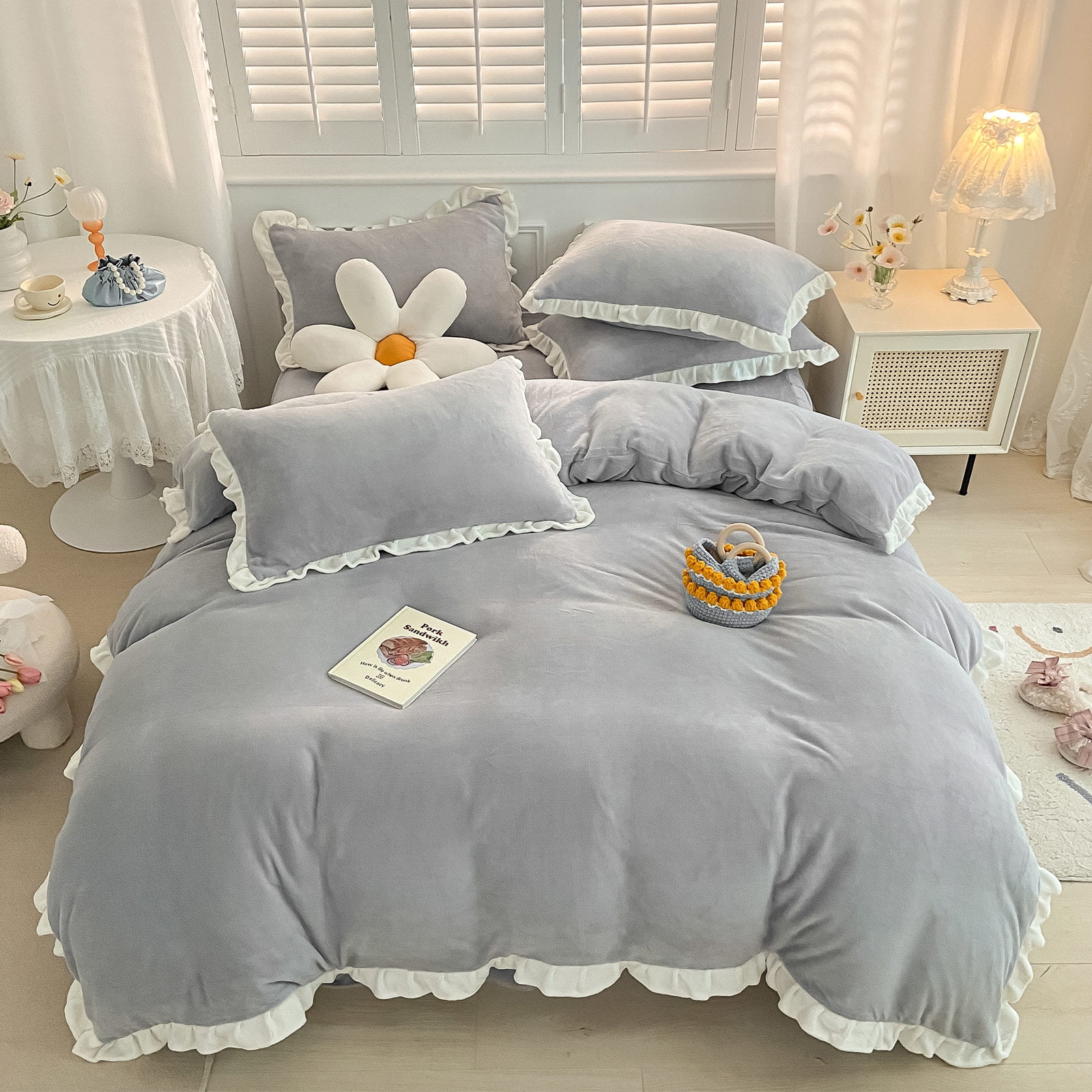 Velvet Duvet Cover, Queen Size Luxury Ultra Soft Fluffy Duvet Cover Set, Winter Crystal Velvet Duvet Covers with 2 Plillowcase, Gray, 90''x90''
