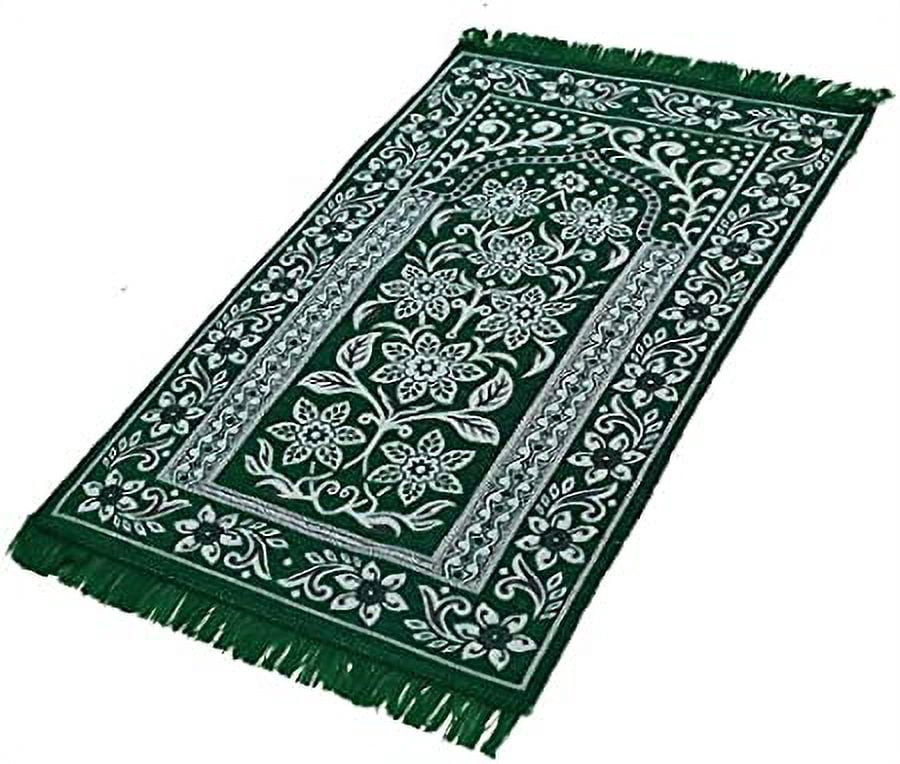 Velvet Muslim Islamic Janamaz/Prayer Mat, (Approx. 4 x 2 Ft) (Material ...