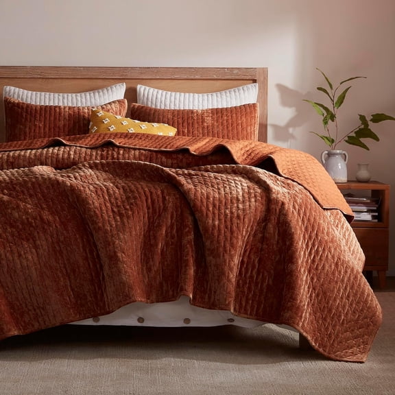 Velvet Quilt California King Size 118''x106'', Lightweight Burnt Orange Velvet Comforter Set with 2 Matching Shams, Soft Cross Stitch Bedspread, Oversized King Quilt Set for All Season