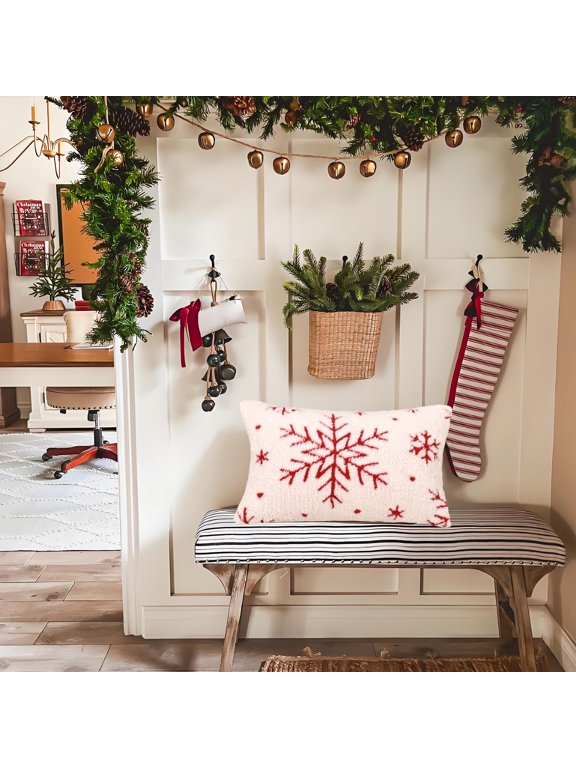 Velvet Snowflake Christmas Pillow Cover, Soft Polyester Decorative Pillow Cushion for Living Room Sofa Bedroom, Red, 30x50 cm, 1 Pack