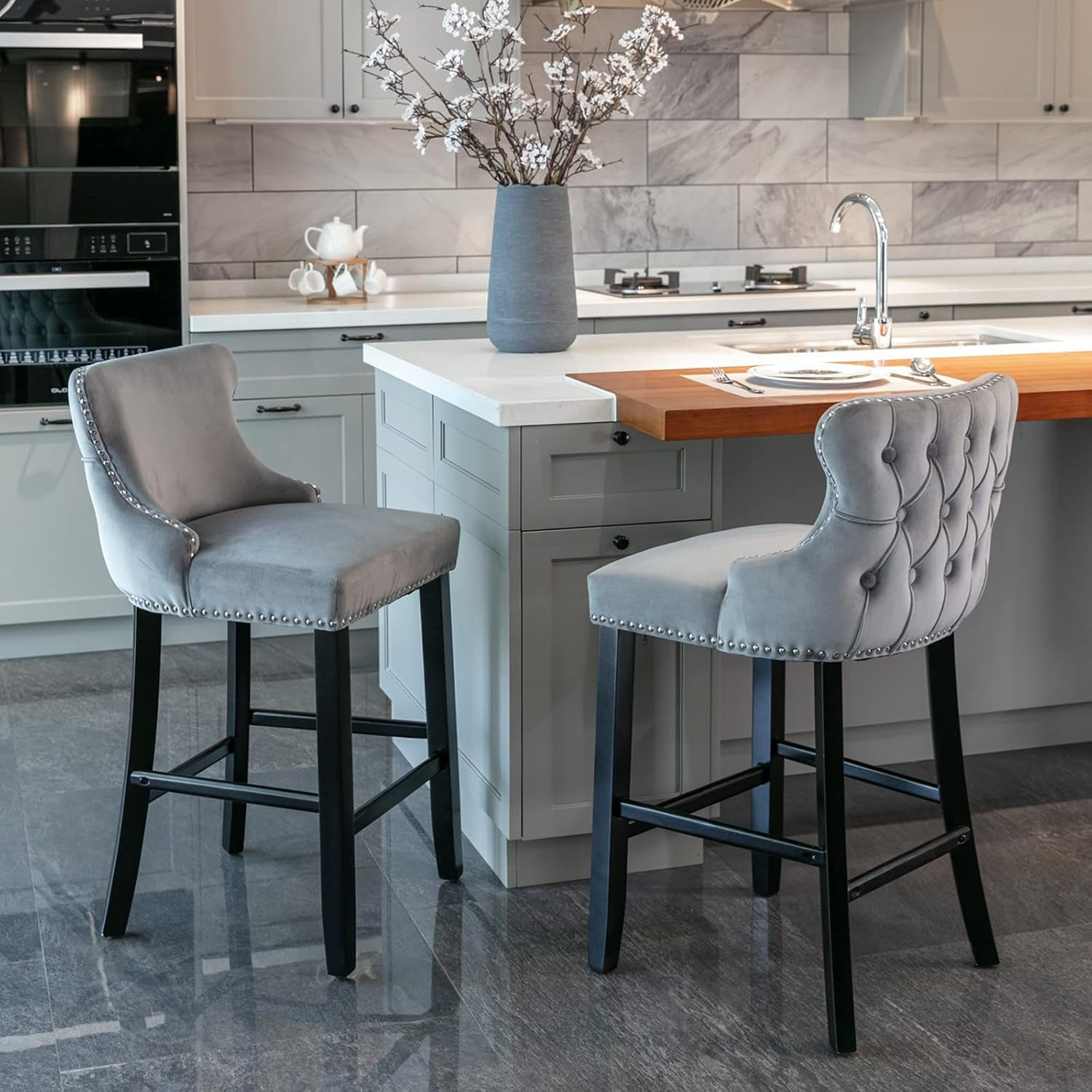 Velvet Wing-Back Bar Stools Set of 2, Button Tufted with Nailhead Trim & Solid Wood Legs, Counter Height Bar Chairs for Kitchen Island Dining Room Pub，Gray