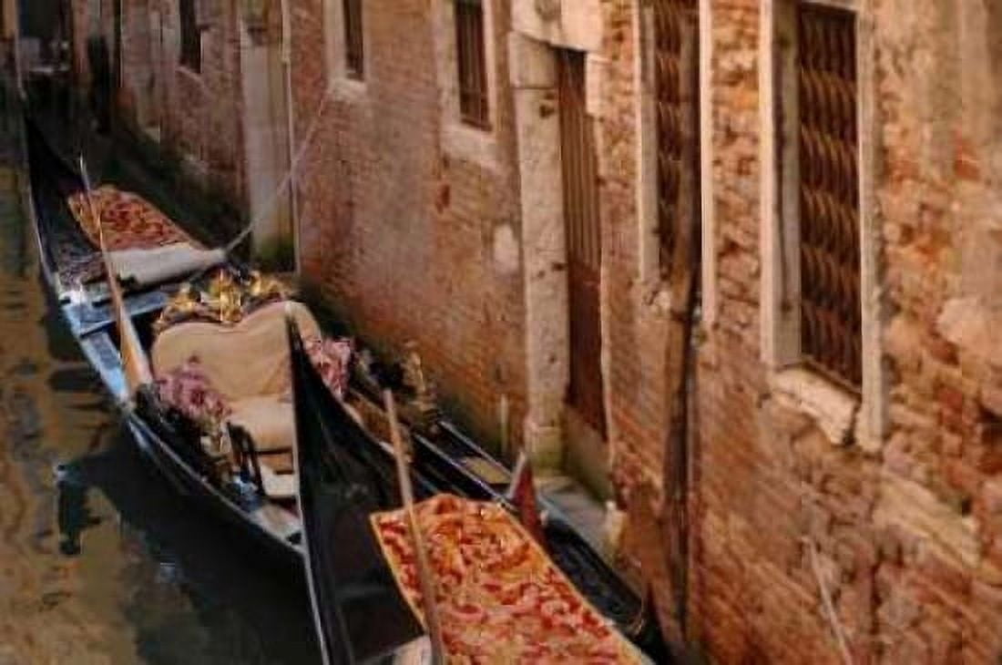 Venitian Alley Canvas Art - Erin Berzel (24 x 36)