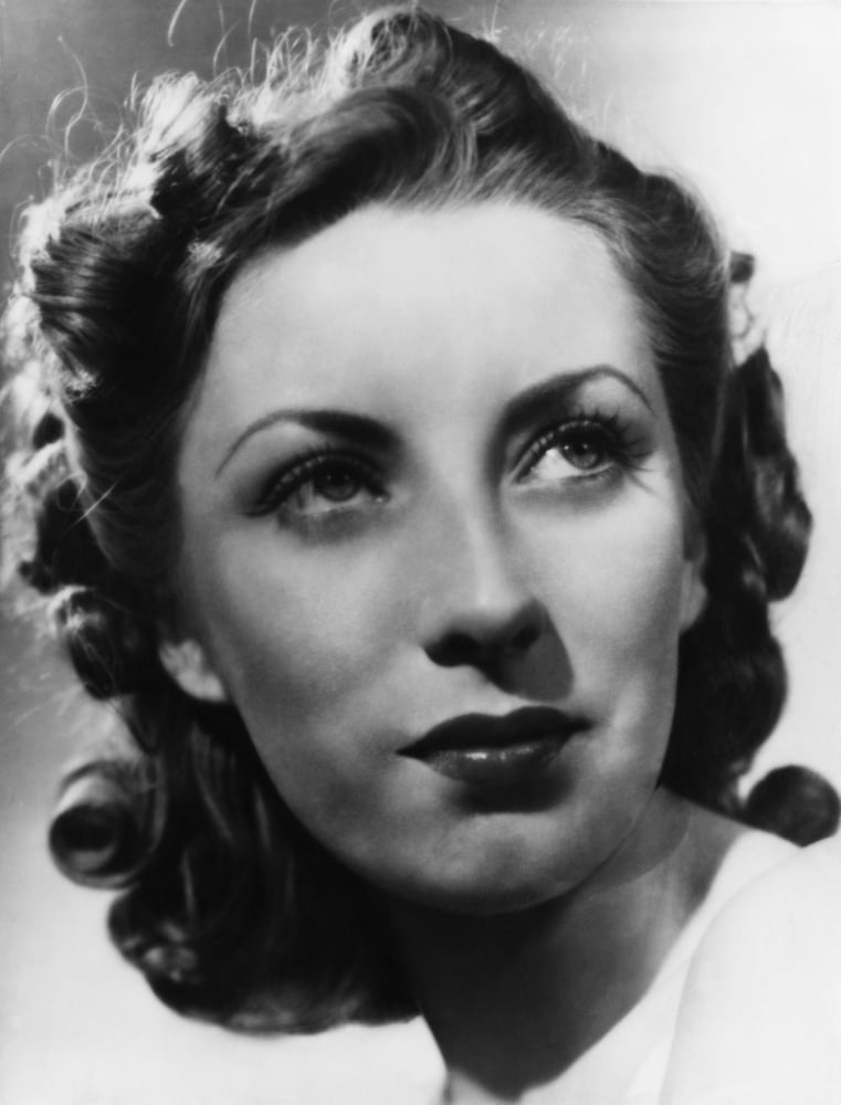 Vera Lynn Canvas Art - (16 x 20)