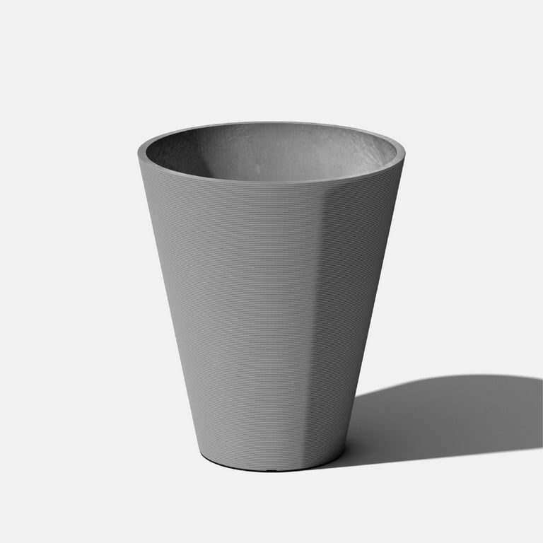 Veradek Kobo Round Planter - Black - 18 in. Veradek Kobo Round Planter - Black - 18 in.
