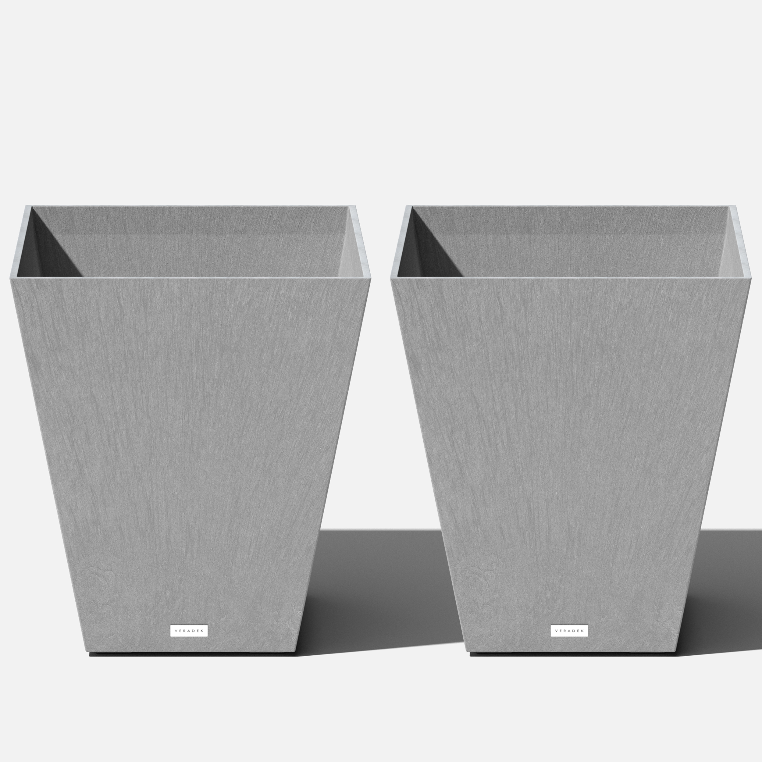 DTY Signature Mount Sherman 1-Piece Fiberstone Planter, Gray, 10" H x