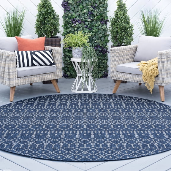 Veranda Contemporary 5' Round Navy and Light Gray Polypropylene Outdoor Area Rug