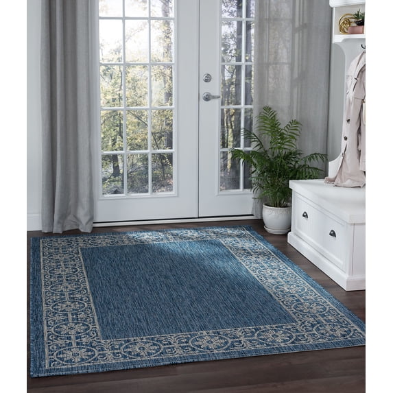 Veranda Traditional 5' x 7' Indigo and Light Gray Polypropylene Outdoor Area Rug