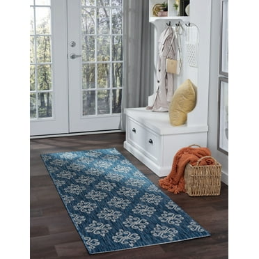 Veranda Transitional 2.7' x 7' Indigo and Light Gray Polypropylene Outdoor Area Rug