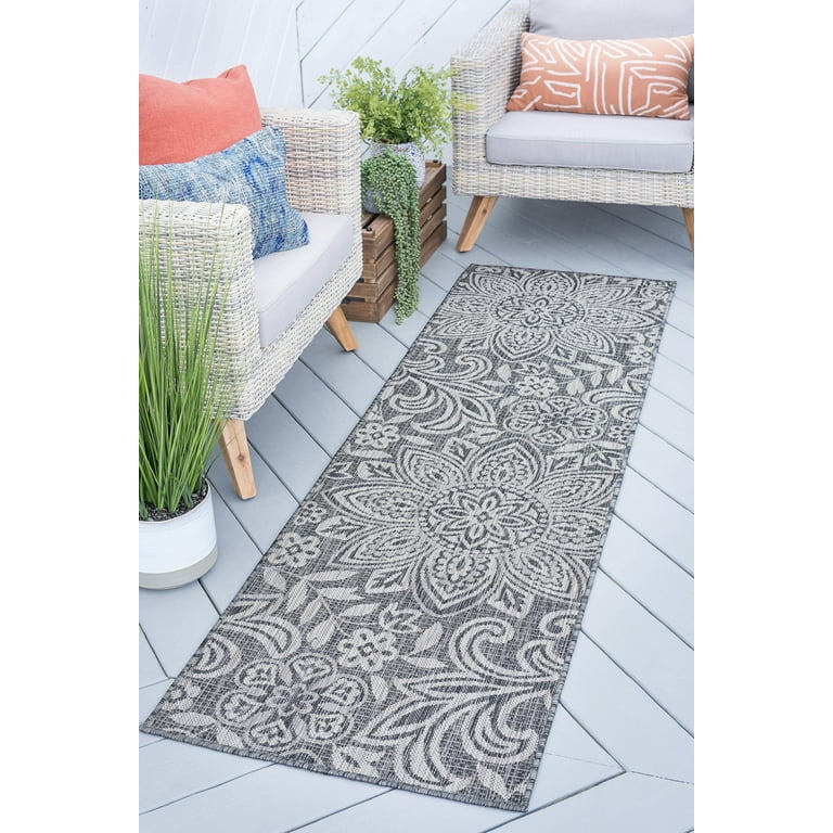 Indoor outdoor carpets at walmart discount