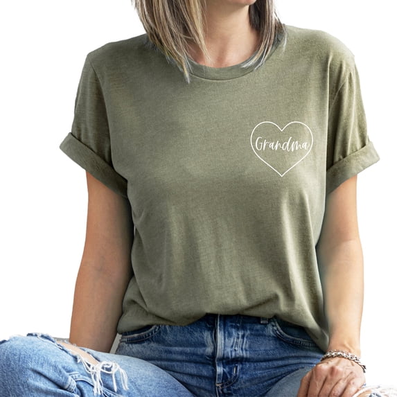 Verita Culture Grandma Heart Left Chest Summer Graphic Tees For Women’s Short Sleeve Mimi T-Shirts,Funny Mom Shirt Short Sleeve Graphic Mama T-Shirts