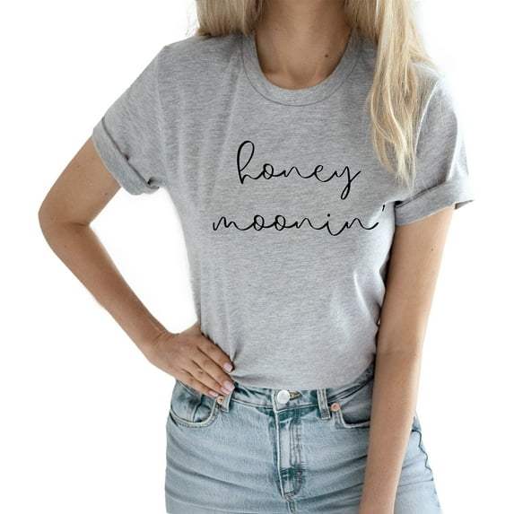 Verita Culture Honey Moonin for Women Cute Bride Graphic Short Sleeve Casual Mrs Gifts T-Shirt