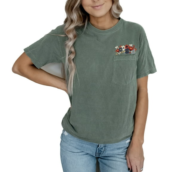 Verita Culture Women's Vintage Colorful Floral Pocket T Shirt Boho Wildflower Graphic Loose Tees Short Sleeve Casual Tops