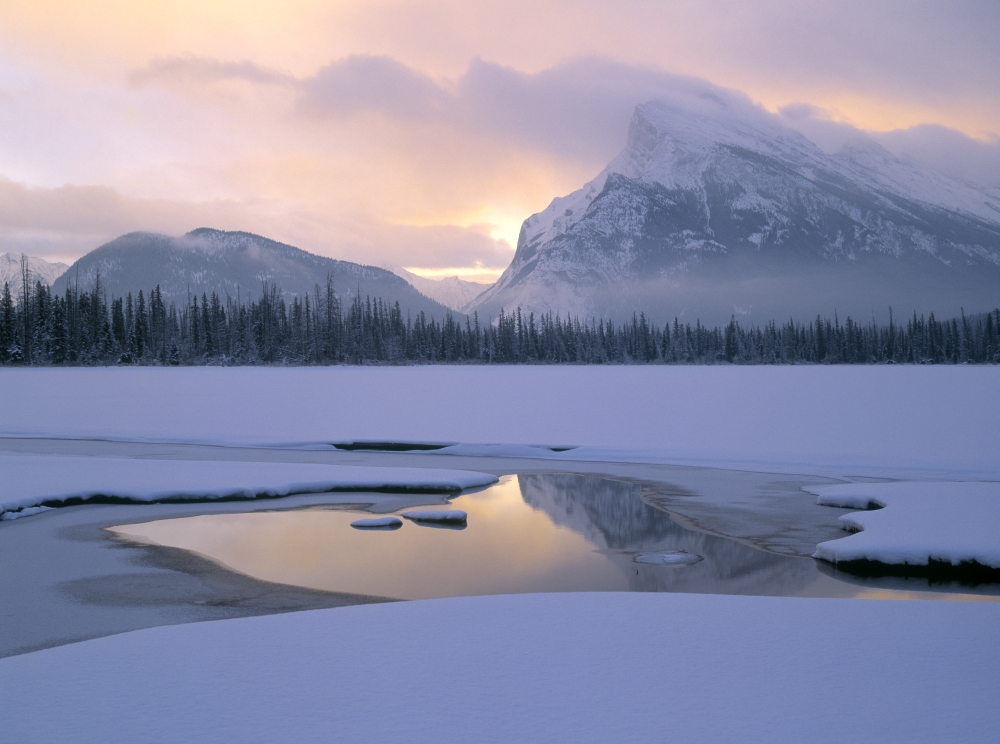 Vermilion Lakes And Mt Rundle Banff National Park Alberta Canada Canvas Art - Darwin Wiggett Design Pics (16 x 12)
