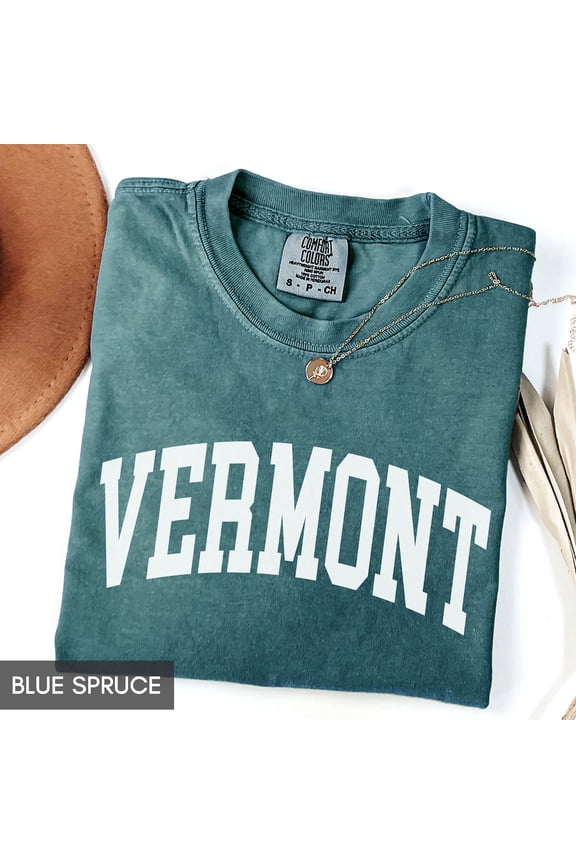 Vermont State Travel Him Her Cute Vintage Retro Vt Trip T-Shirt