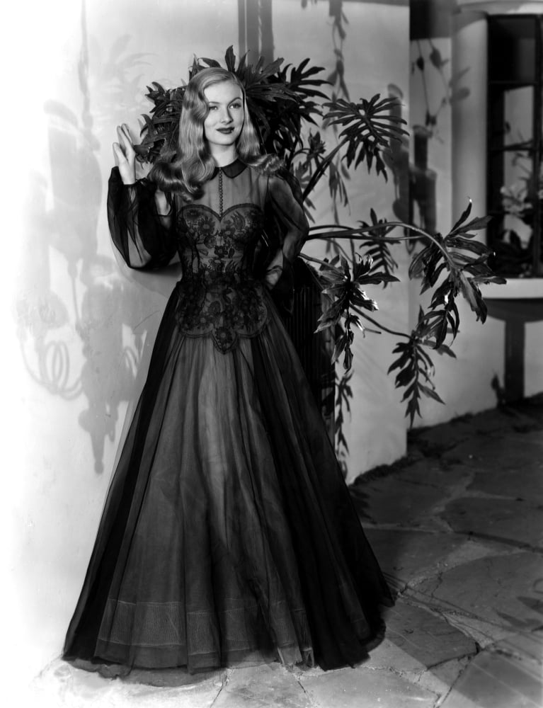 Veronica Lake Canvas Art - (16 x 20)
