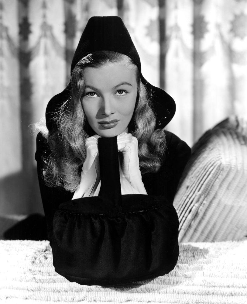 Veronica Lake Canvas Art - (16 x 20)