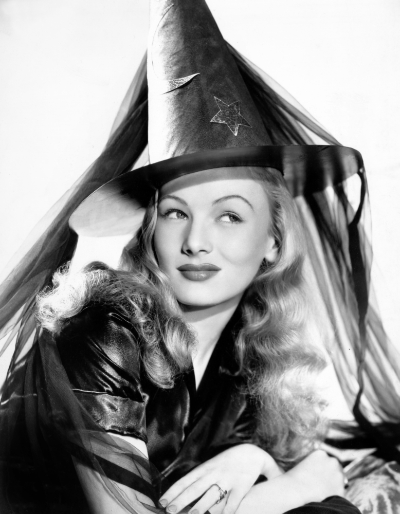 Veronica Lake In Publicity Pose For I Married A Witch Canvas Art - (16 x 20)