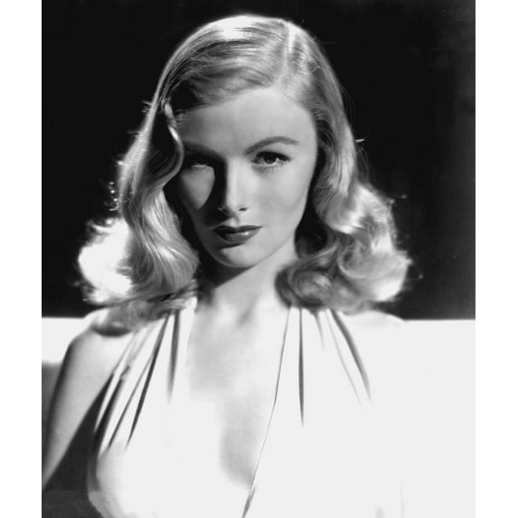 Veronica Lake Portrait As Seen In The Film "This Gun For Hire" 1942 Photo Print (8 x 10)