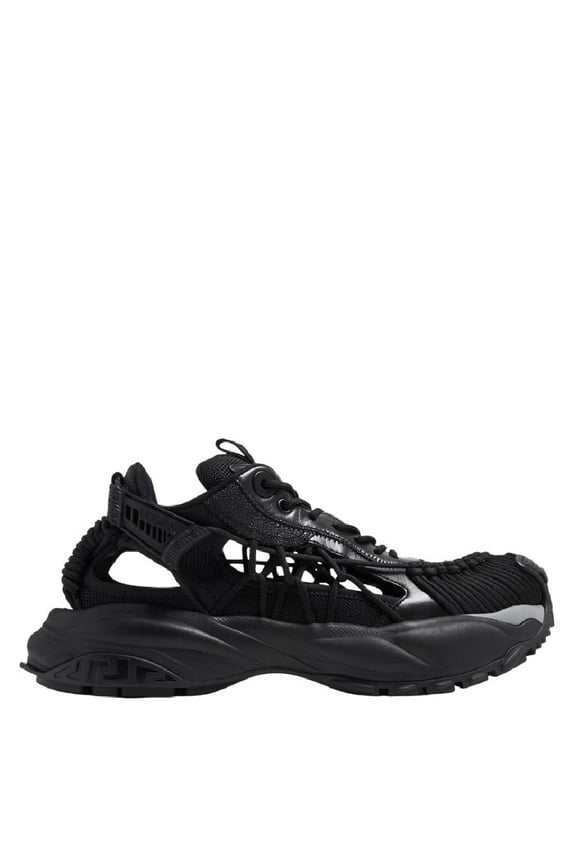 Contemporary Black Sneakers Black (Women's)