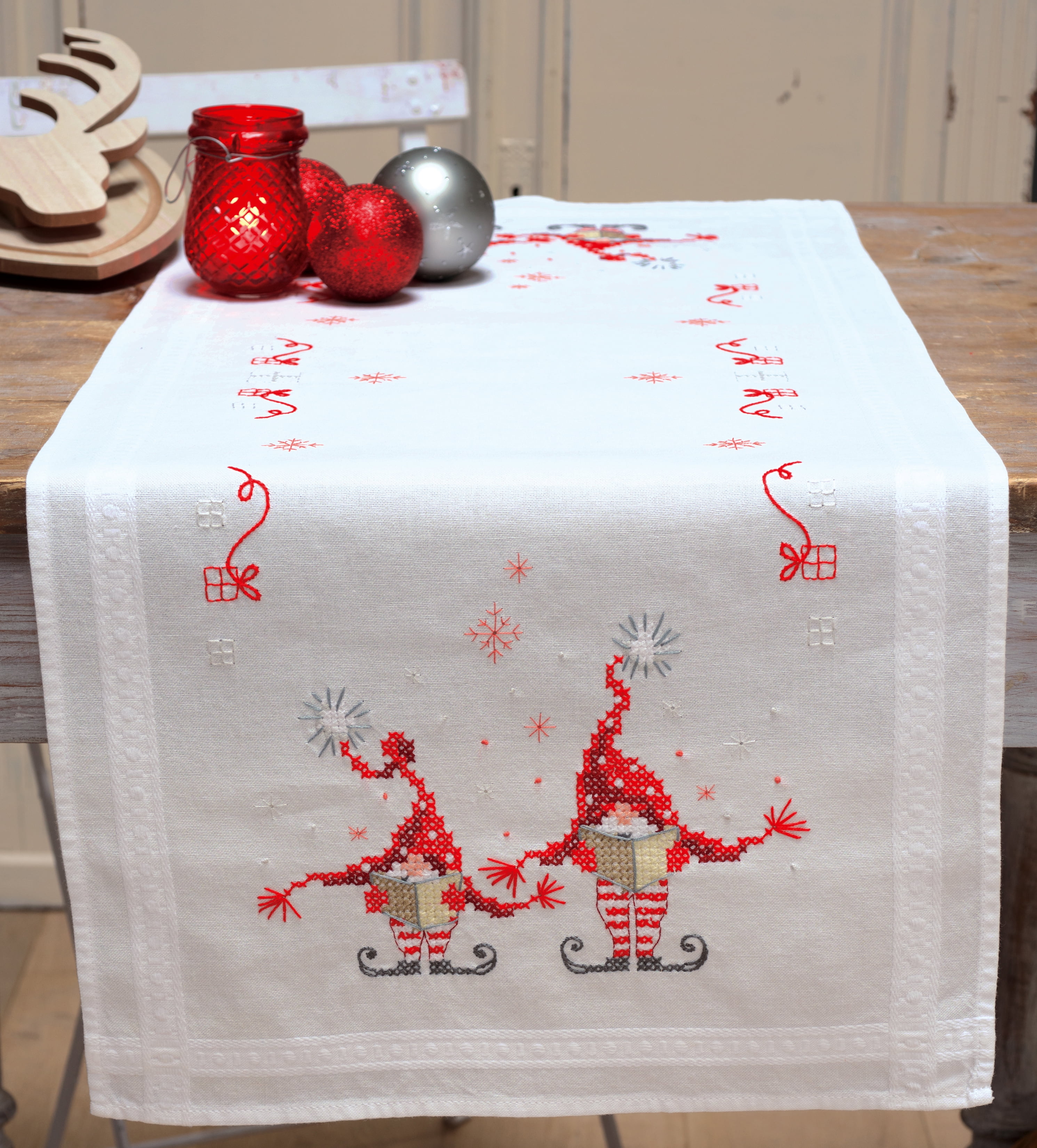 Vervaco Table Runner Stamped Cross Stitch Kit 16"X40"-Christmas Gnomes